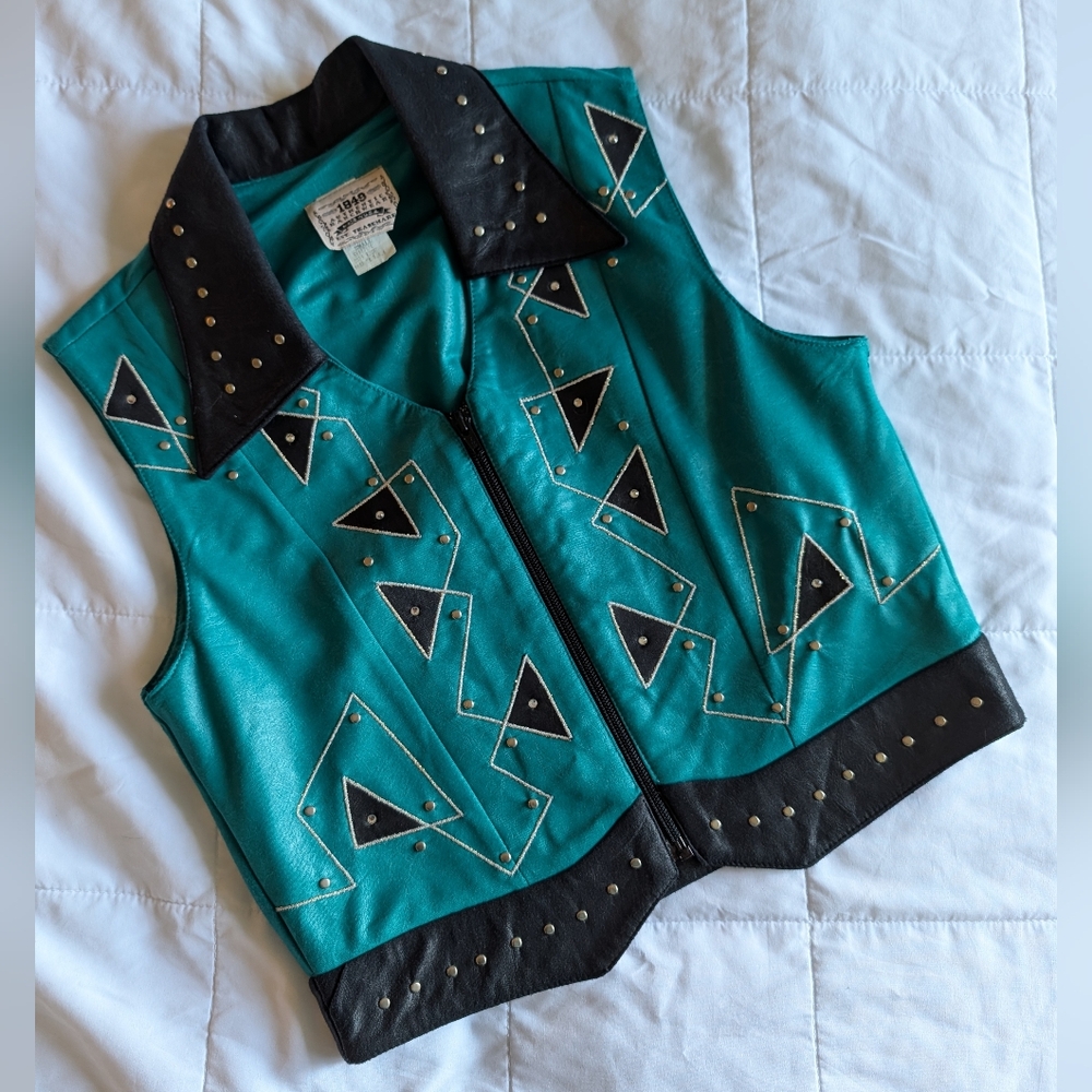 1849 Authentic Ranchwear Turquoise & Black Studded Show Vest  - Small